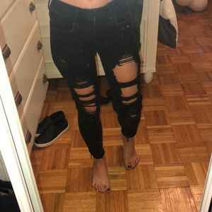 Black ripped American eagle jeans